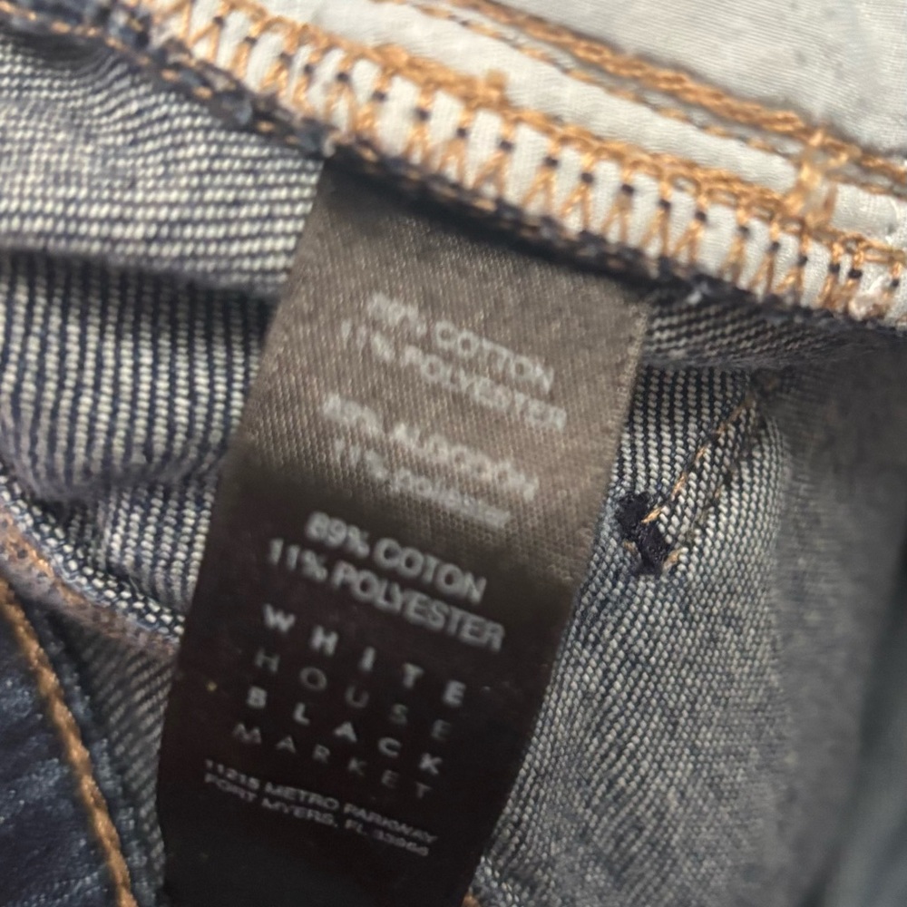 White House Black Market "Girlfriend" style denim jeans in size 4. - Picture 10 of 12